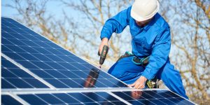 Installation Maintenance Panneaux Solaires Photovoltaïques à Saint-Cyr-sur-Morin